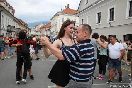 Po dveh letih Kamnik danes v znamenju maturantske četvorke (62)